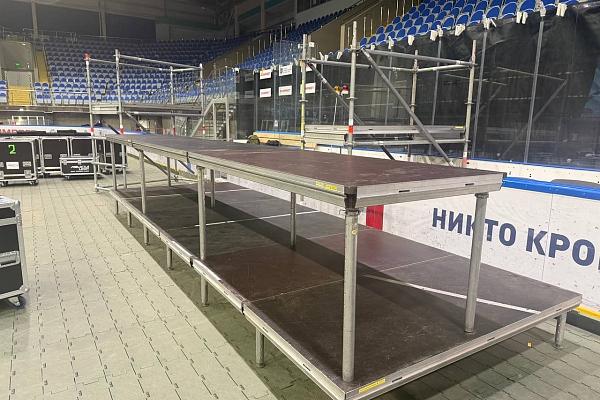 ������� ����� ��������� � ������ ������� ��������� � �. ������